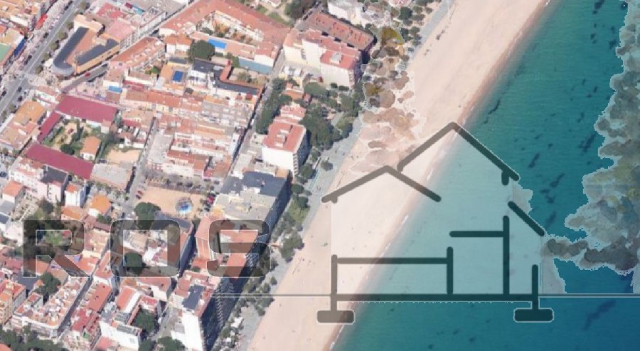 TERRAIN POUR 5 APPARTEMENTS PRAS DE LA PLAGE DE PLATJA D'ARO