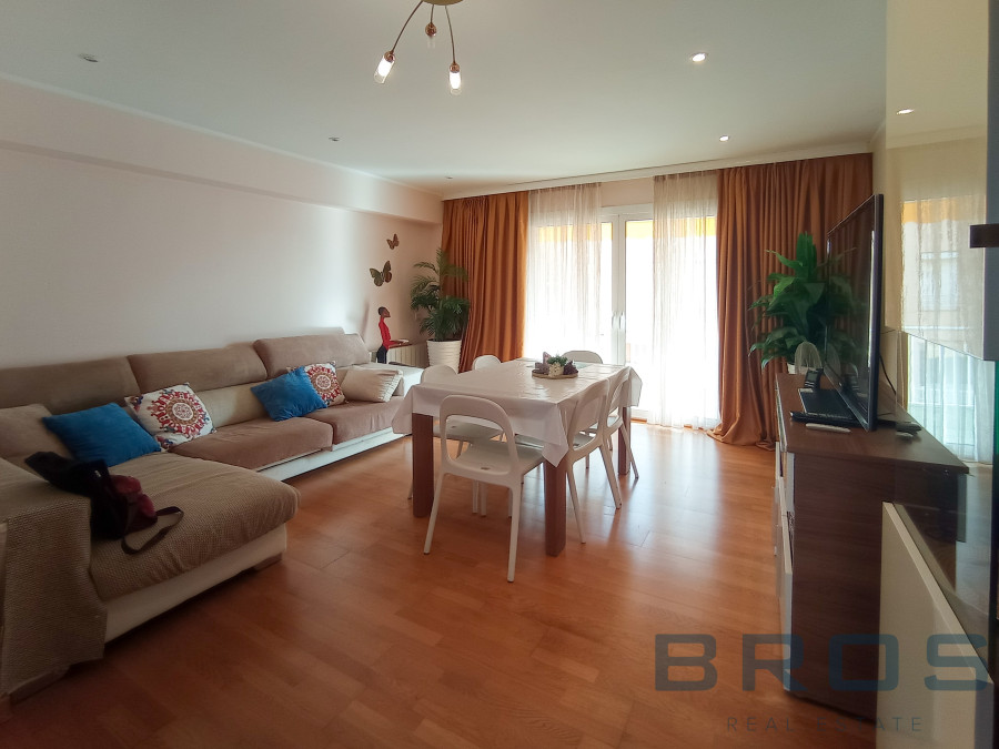 RENOVATED APARTMENT WALKING TO THE BEACH OF SANT ANTONI DE CALONGE